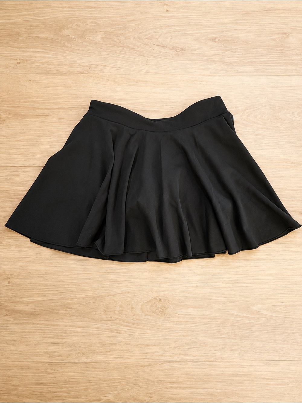 Under Armour Black Athletic Skater Skirt/Skort Youth Large